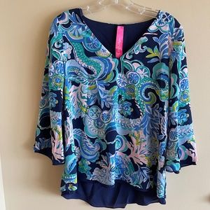 NWT Reversable Lilly Pulitzer V- Neck Bright Navy Sirens and Spirits Medium